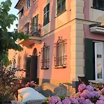 Farm stay Olivenere