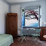 Farm stay Olivenere *