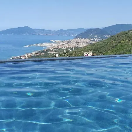 Olivenere * 拉瓦尼亚