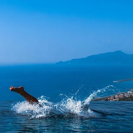 Olivenere 拉瓦尼亚