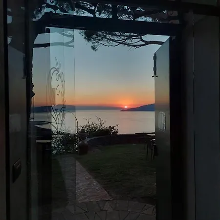 Farm stay Olivenere *