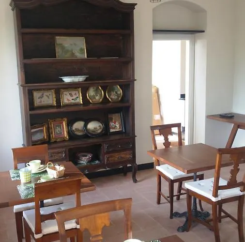 Olivenere בית חווה