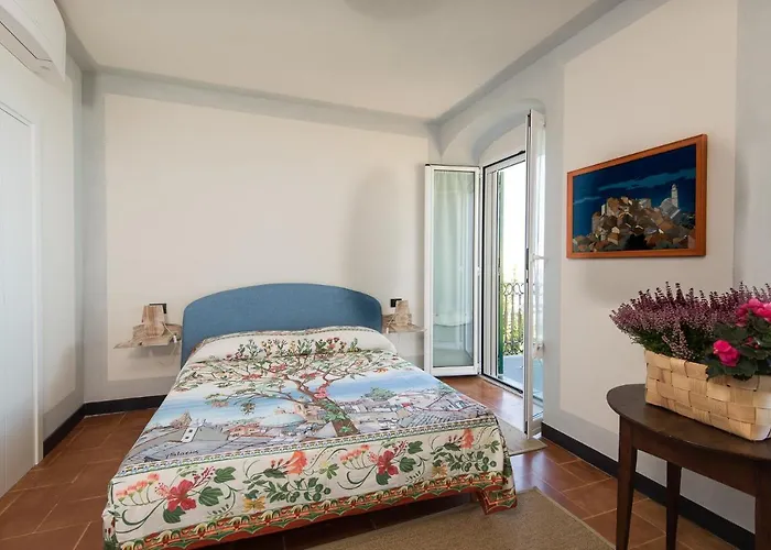 Olivenere לאווניה